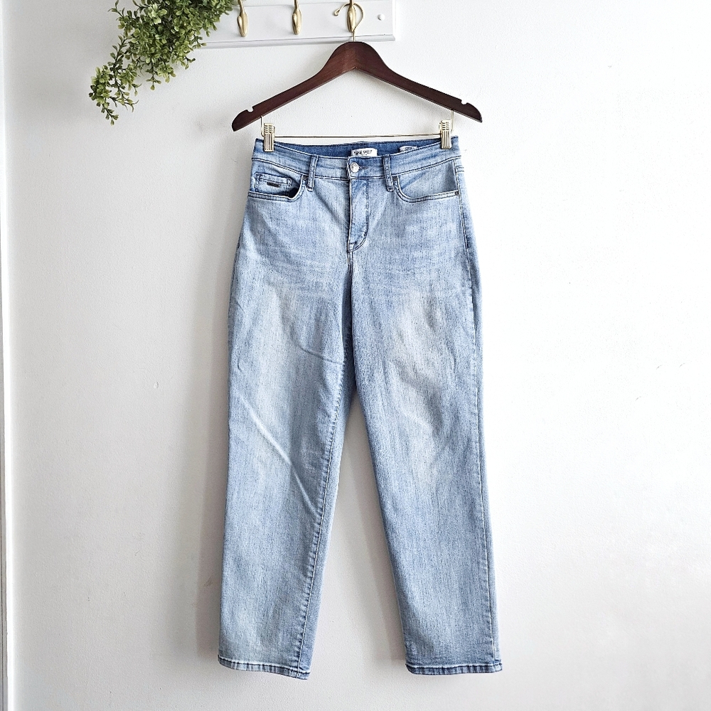 Nine West High Rise Straight Ankle Jeans Women’s Size 8 Light Wash Stretch Denim